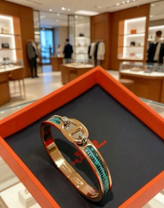 Hermès Lizard Leather Signature Toggle Bracelet